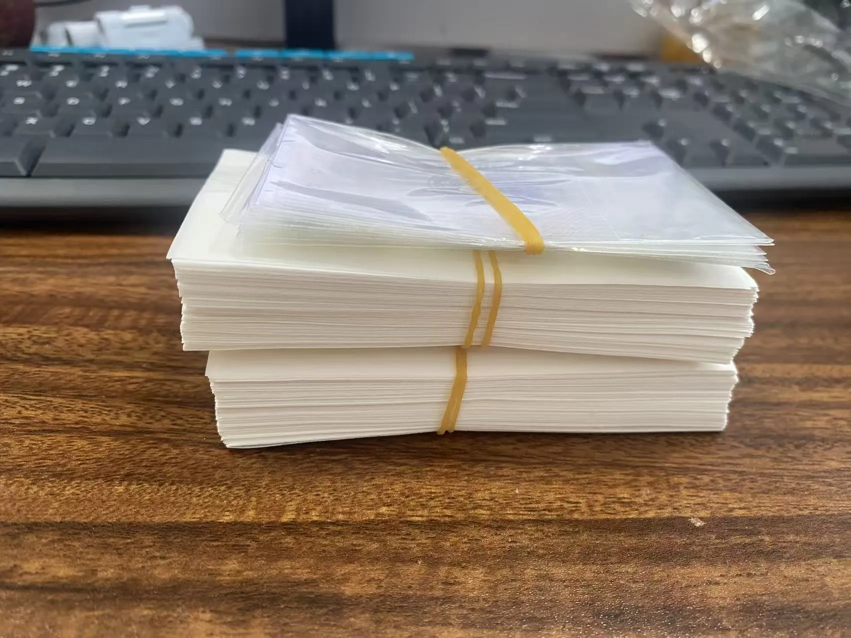 JOJO Pac hologram kredittkortklistremerke sendt til Pakistan