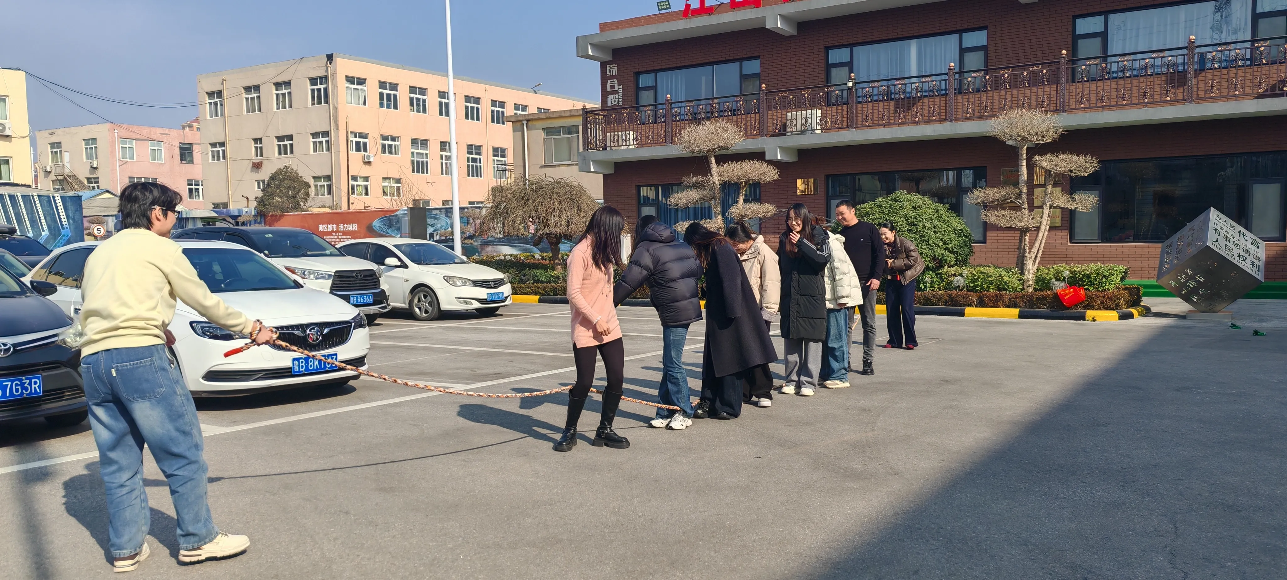 Team Spirit svever på JOJO Pack