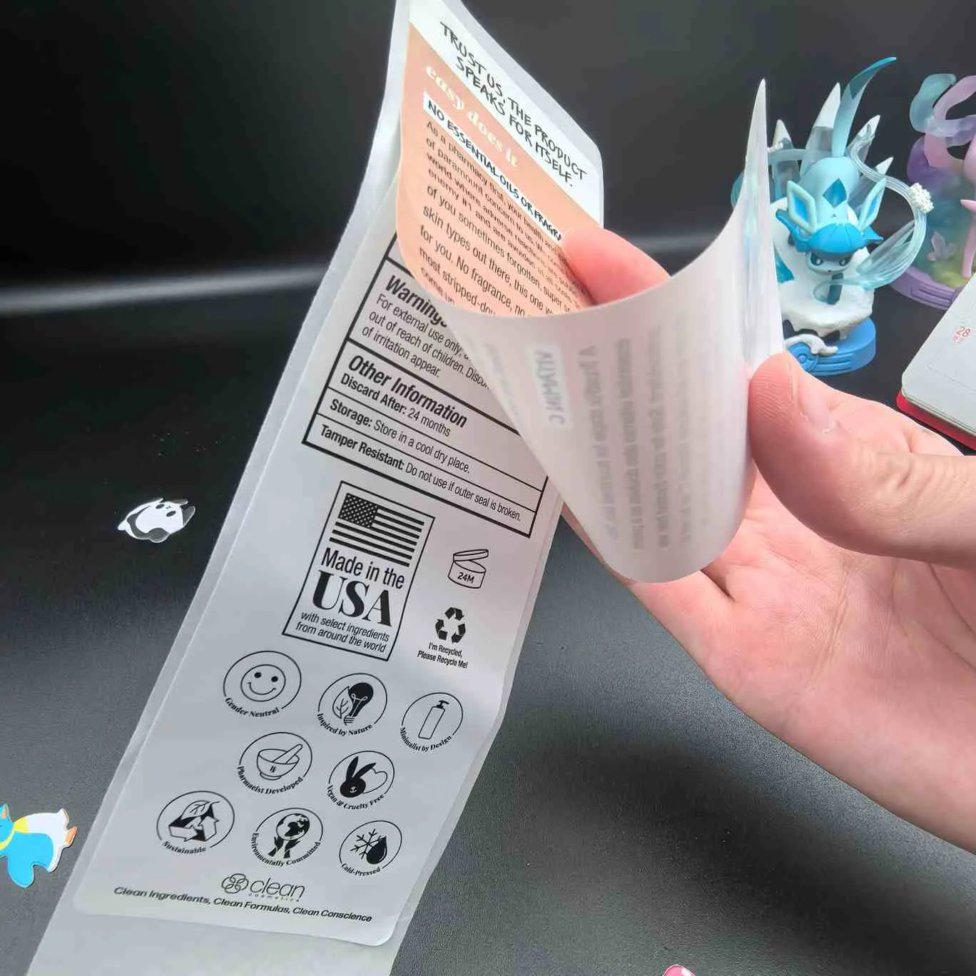 Flerlag for kosmetiske etiketter