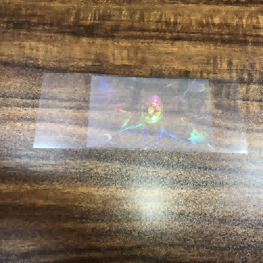 Gjennomsiktige holografiske klistremerker